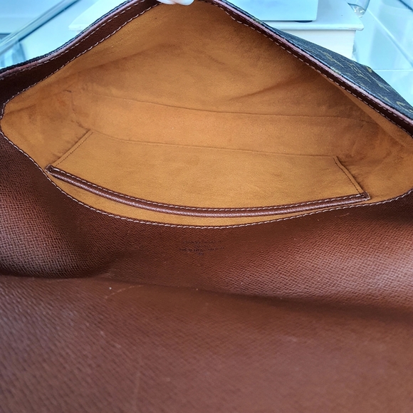 ❗SOLD! Louis Vuitton Handbag - Picture 3 of 7